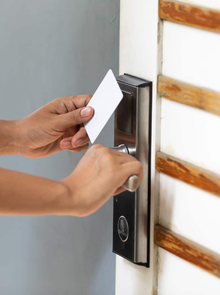 How to Open Hotel Door Without Key Card